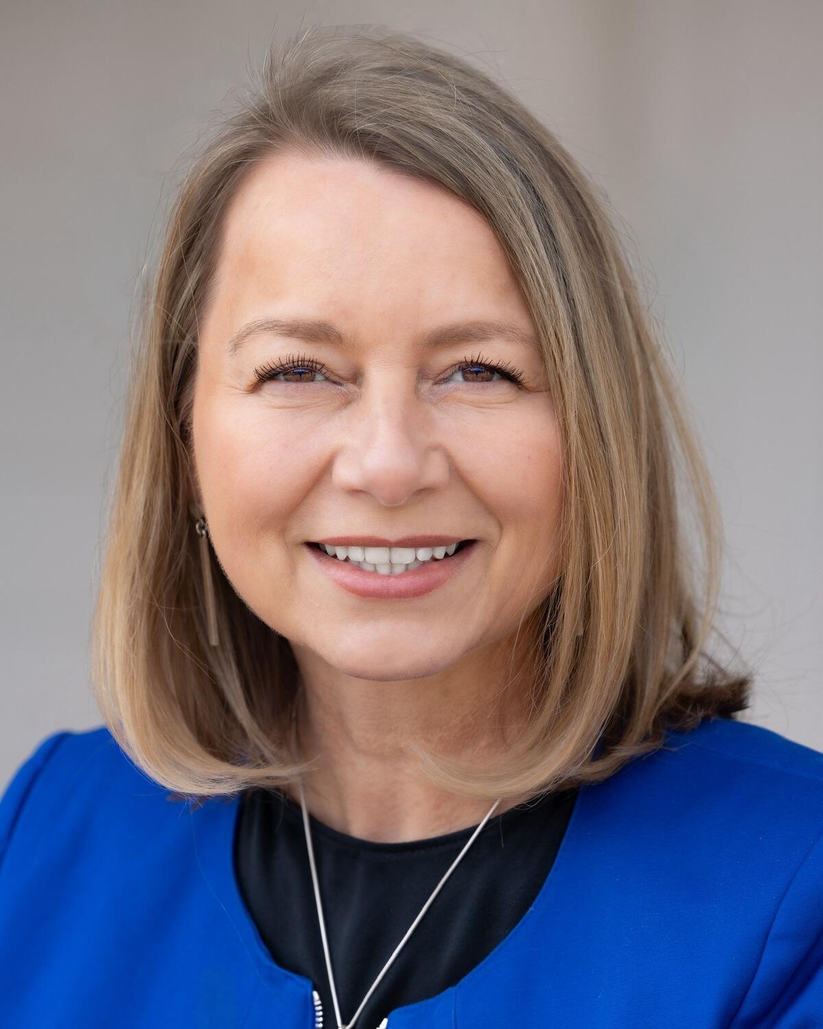 Headshot Image for Katrin Kramer